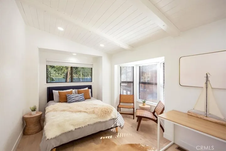 763 Cove Drive, Big Bear Lake, California 92315