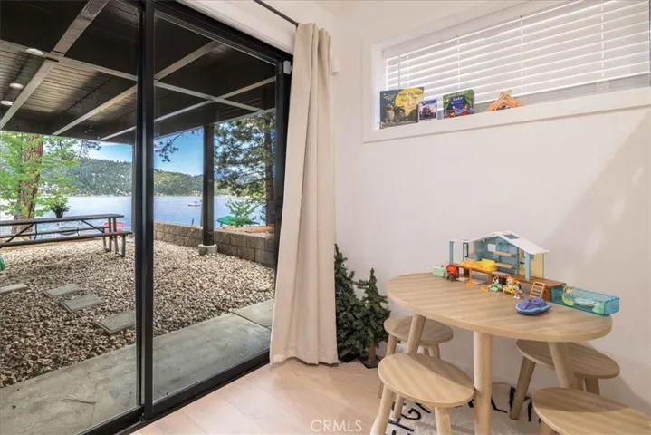 763 Cove Drive, Big Bear Lake, California 92315