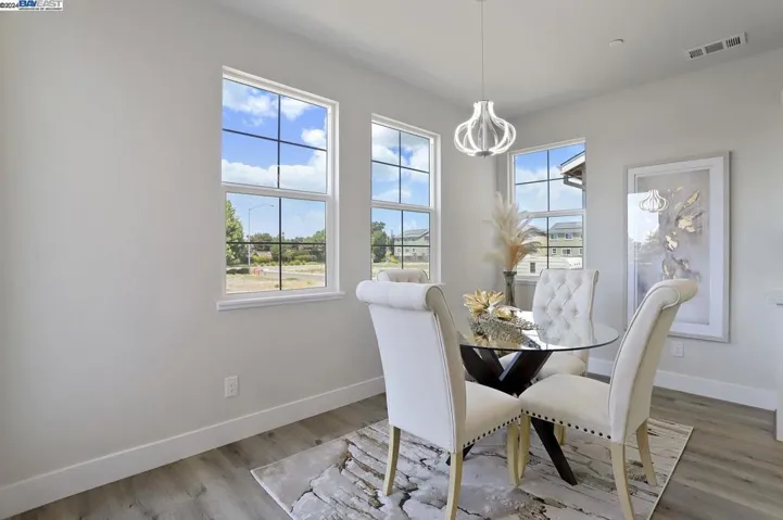 1649 Bella Lago Dr, Stockton, California 95206