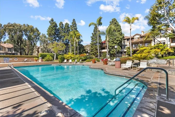 2621 Plaza Del Amo 504, Torrance, California 90503