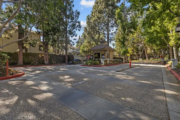 2621 Plaza Del Amo 504, Torrance, California 90503