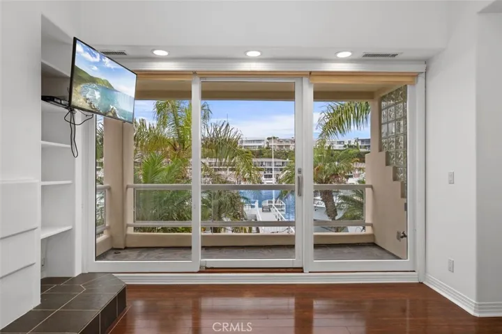 333 E Bay Front, Newport Beach, California 92662