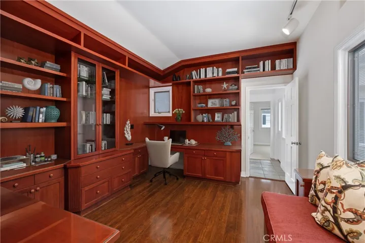 333 E Bay Front, Newport Beach, California 92662
