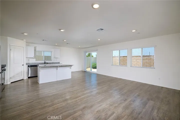 1211 Convention Way, Hemet, California 92543