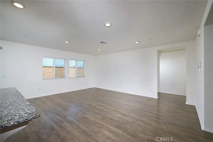 1211 Convention Way, Hemet, California 92543
