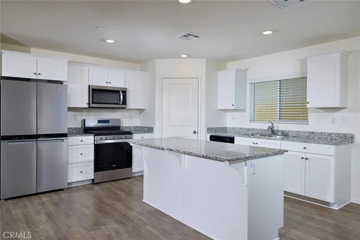 1245 Convention Way, Hemet, California 92543