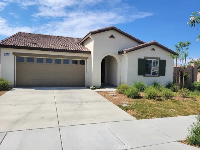 1245 Convention Way, Hemet, California 92543