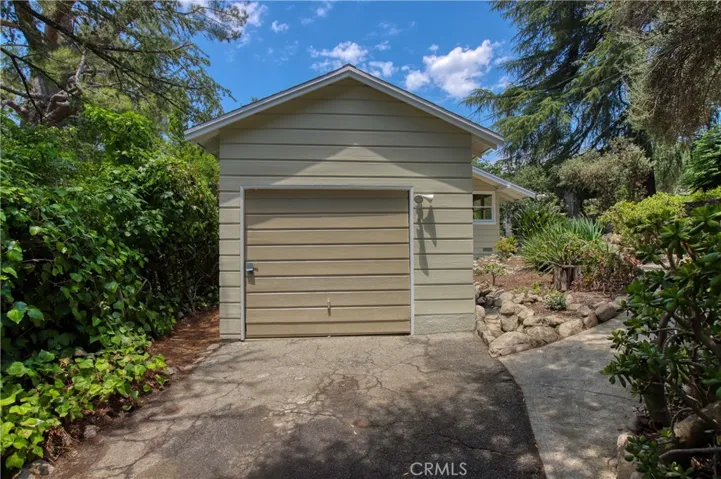 4897 Rosemont Avenue, La Crescenta, California 91214