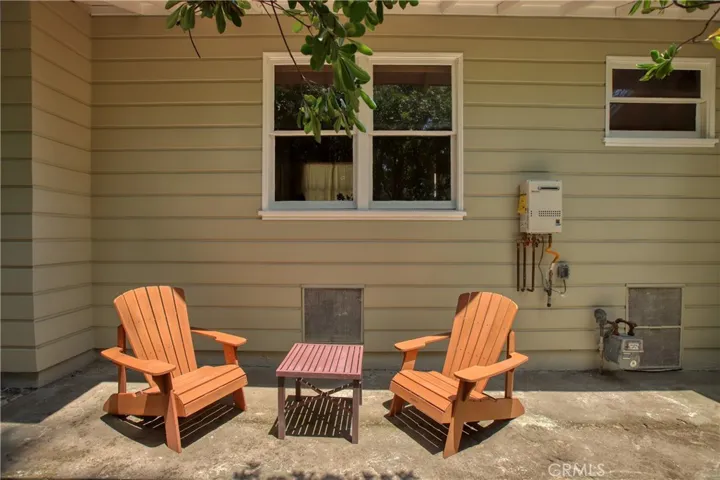 4897 Rosemont Avenue, La Crescenta, California 91214