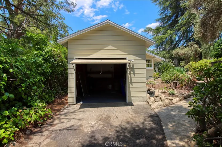 4897 Rosemont Avenue, La Crescenta, California 91214