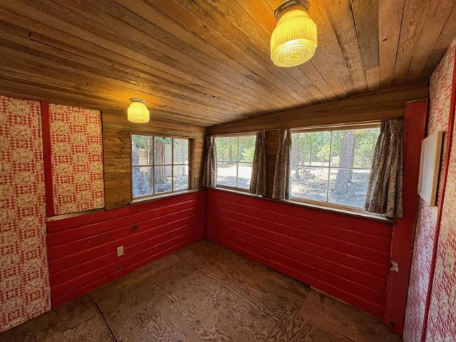 21950 Crestline Road, Palomar Mountain, California 92060