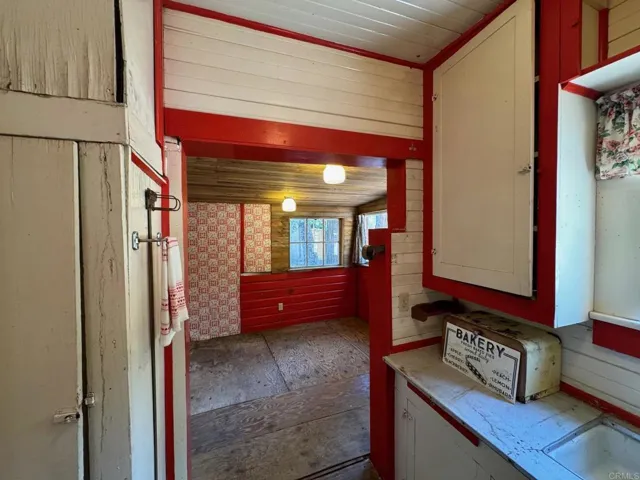 21950 Crestline Road, Palomar Mountain, California 92060