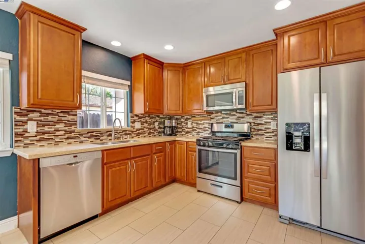 577 Everglades Ln, Livermore, California 94551