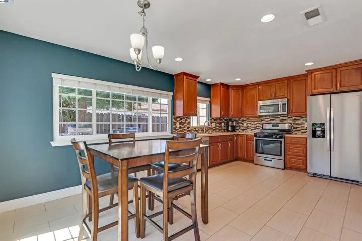 577 Everglades Ln, Livermore, California 94551