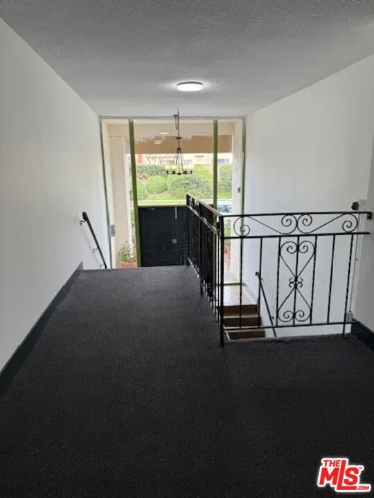 5376 Fairview Boulevard 210, Los Angeles, California 90056 home-pic-1