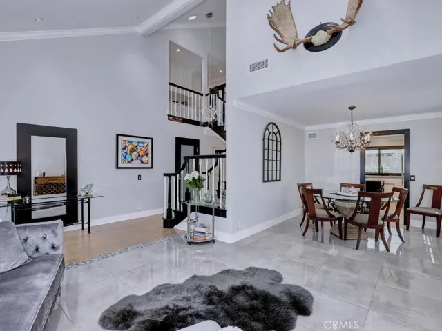 Living/Dinning Room