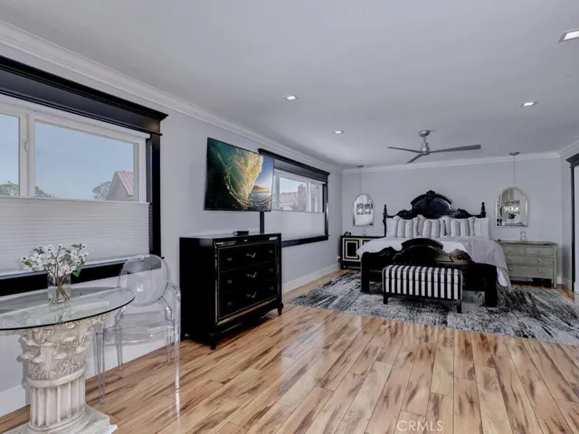 Very Large Primary Suite