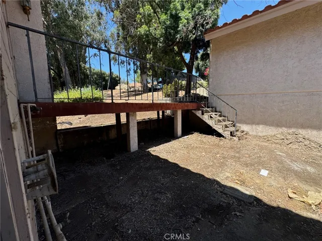 2280 El Capitan Drive, Riverside, California 92506