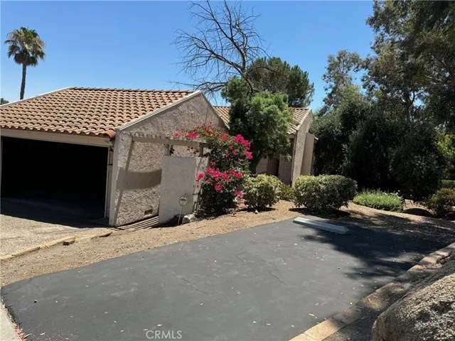 2280 El Capitan Drive, Riverside, California 92506