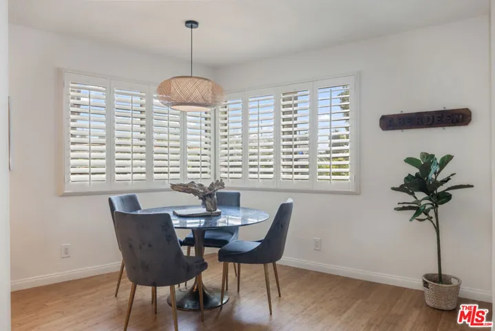 222 7th Street 101, Santa Monica, California 90402