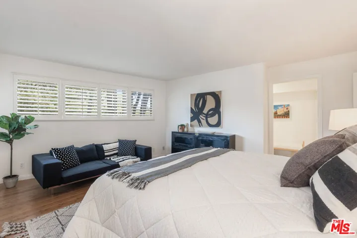 222 7th Street 101, Santa Monica, California 90402