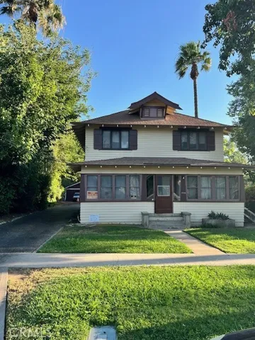 2726 5th Street, Riverside, California 92507