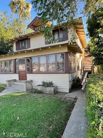2726 5th Street, Riverside, California 92507