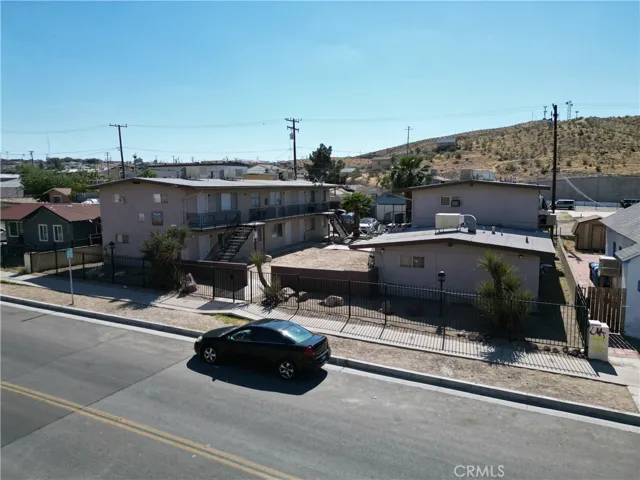 312 N 2nd Avenue, Barstow, California 92311