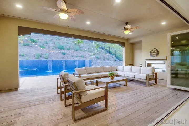 3233 Via San Vitale, Chula Vista, California 91914