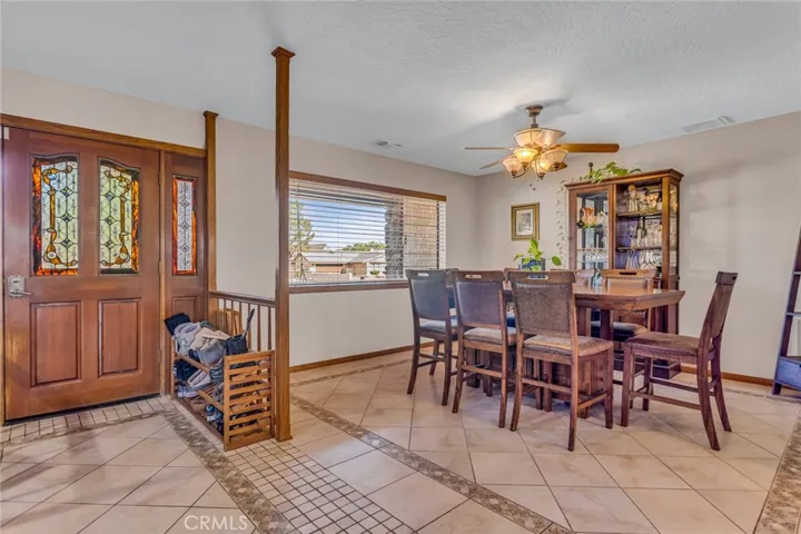 14281 Cronese Road, Apple Valley, California 92307