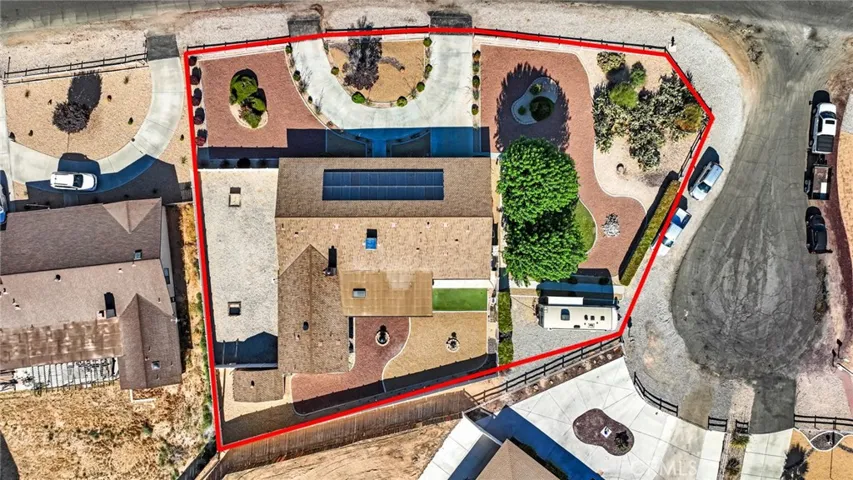 14281 Cronese Road, Apple Valley, California 92307