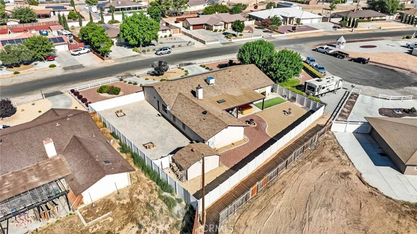 14281 Cronese Road, Apple Valley, California 92307