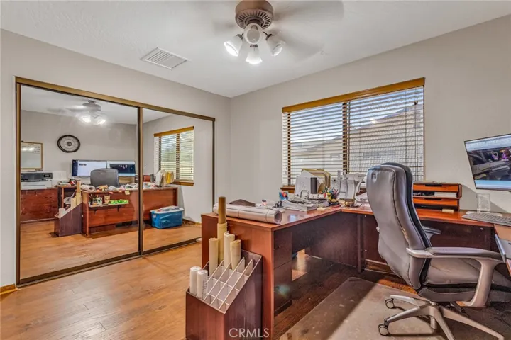 14281 Cronese Road, Apple Valley, California 92307