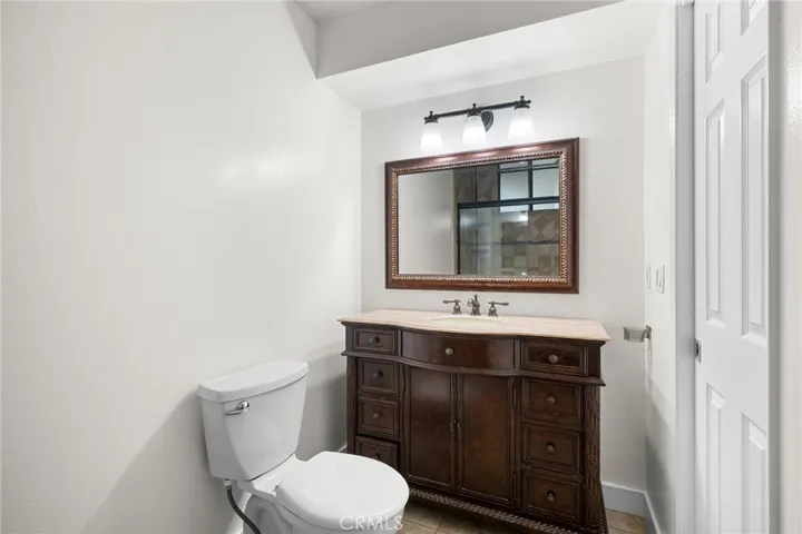350 W Loraine Street 203, Glendale, California 91202