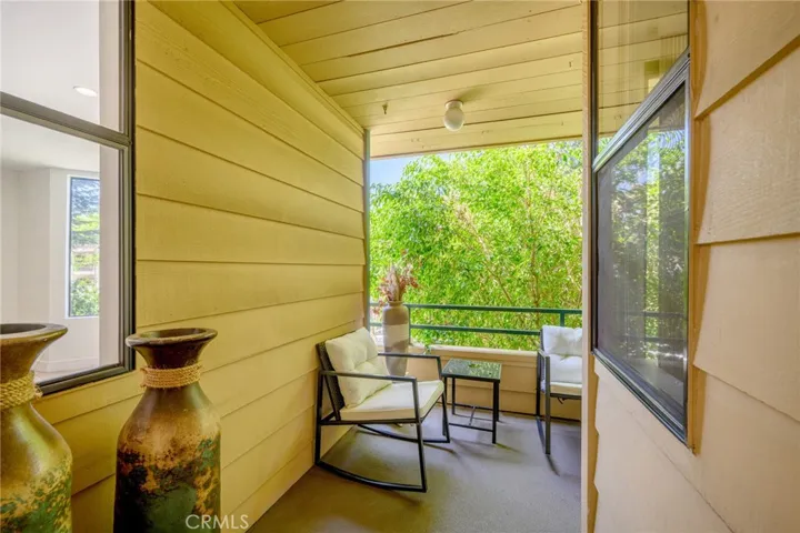 350 W Loraine Street 203, Glendale, California 91202