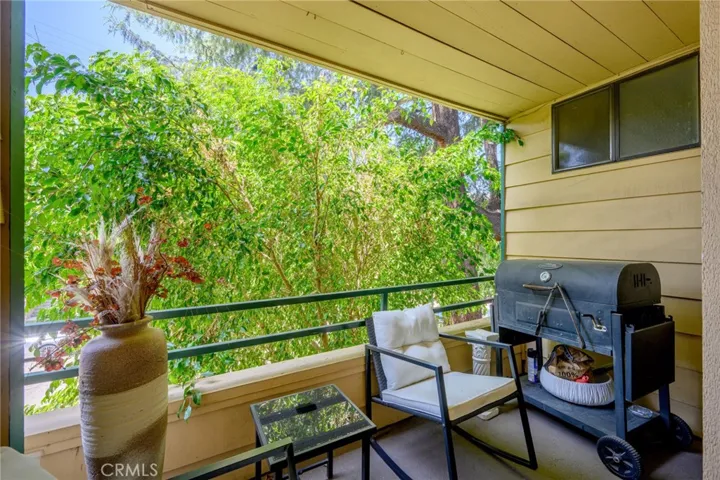 350 W Loraine Street 203, Glendale, California 91202