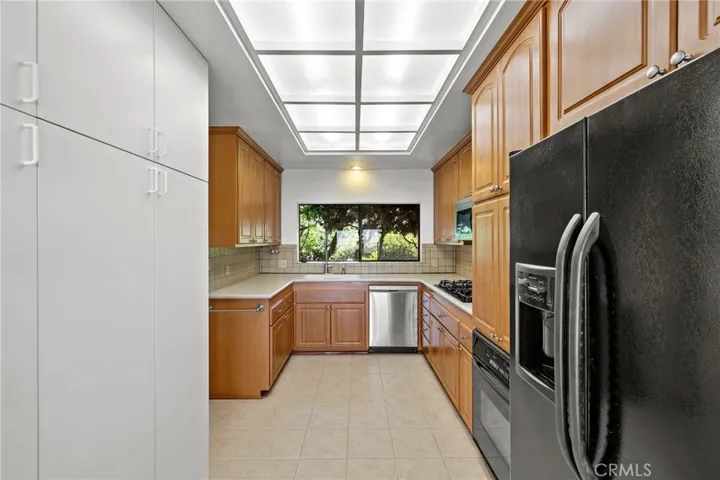 221 Via Los Miradores, Redondo Beach, California 90277