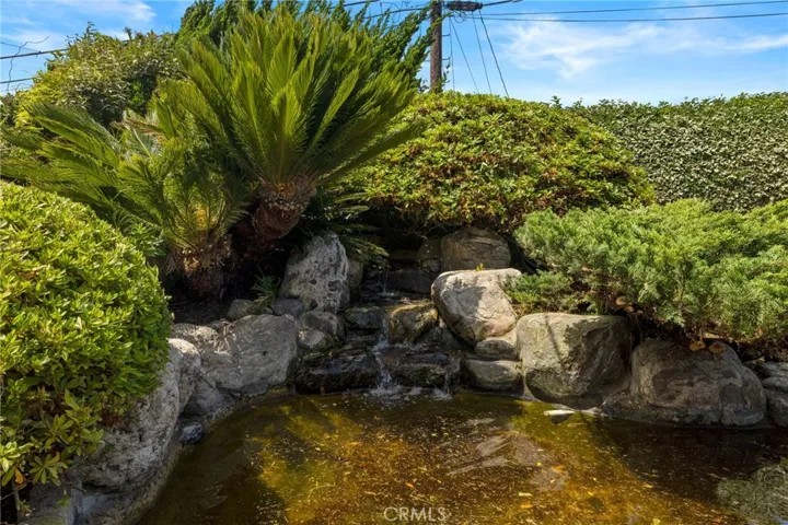 221 Via Los Miradores, Redondo Beach, California 90277