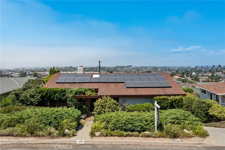 221 Via Los Miradores, Redondo Beach, California 90277