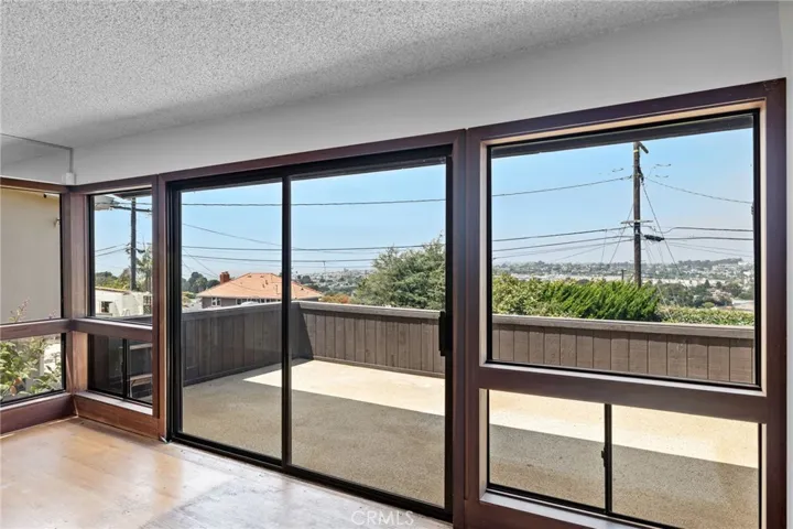221 Via Los Miradores, Redondo Beach, California 90277