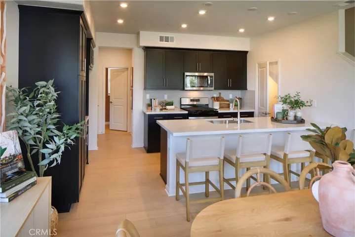 1514 Meriwood Way, Vista, California 92083
