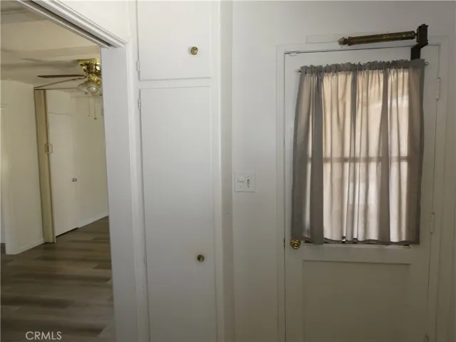 22212 Welby Way, Woodland Hills, California 91303