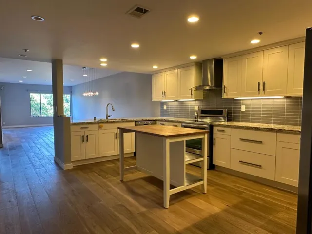 440 Cesano Court 208, Palo Alto, California 94306