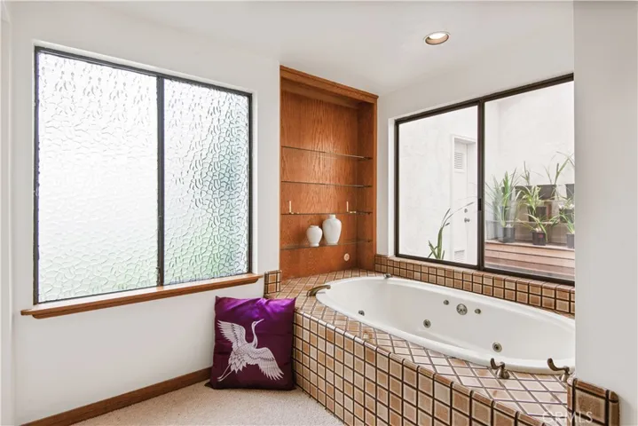 6947 Alta Vista Drive, Rancho Palos Verdes, California 90275