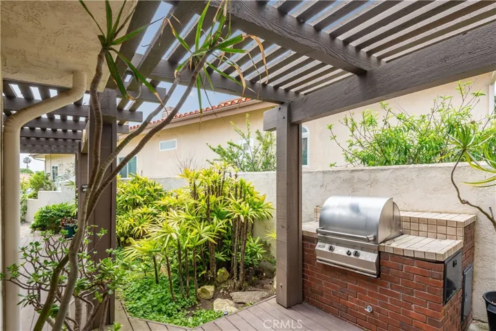 6947 Alta Vista Drive, Rancho Palos Verdes, California 90275