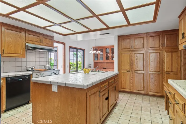 6947 Alta Vista Drive, Rancho Palos Verdes, California 90275