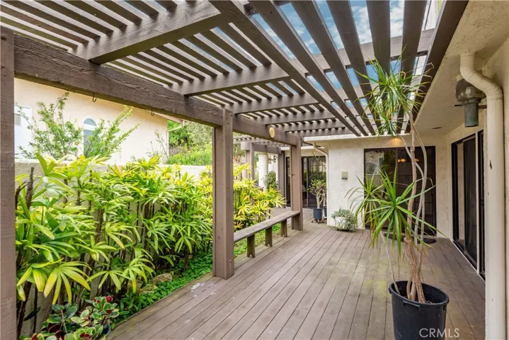 6947 Alta Vista Drive, Rancho Palos Verdes, California 90275