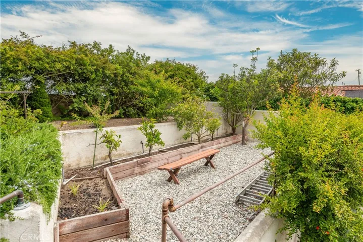 6947 Alta Vista Drive, Rancho Palos Verdes, California 90275
