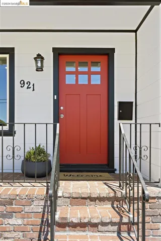 921 Pierce St, Albany, California 94706