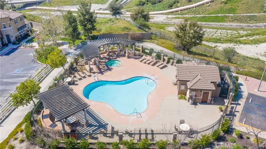 16706 Nicklaus Drive 76, Rancho Cascades, California 91342